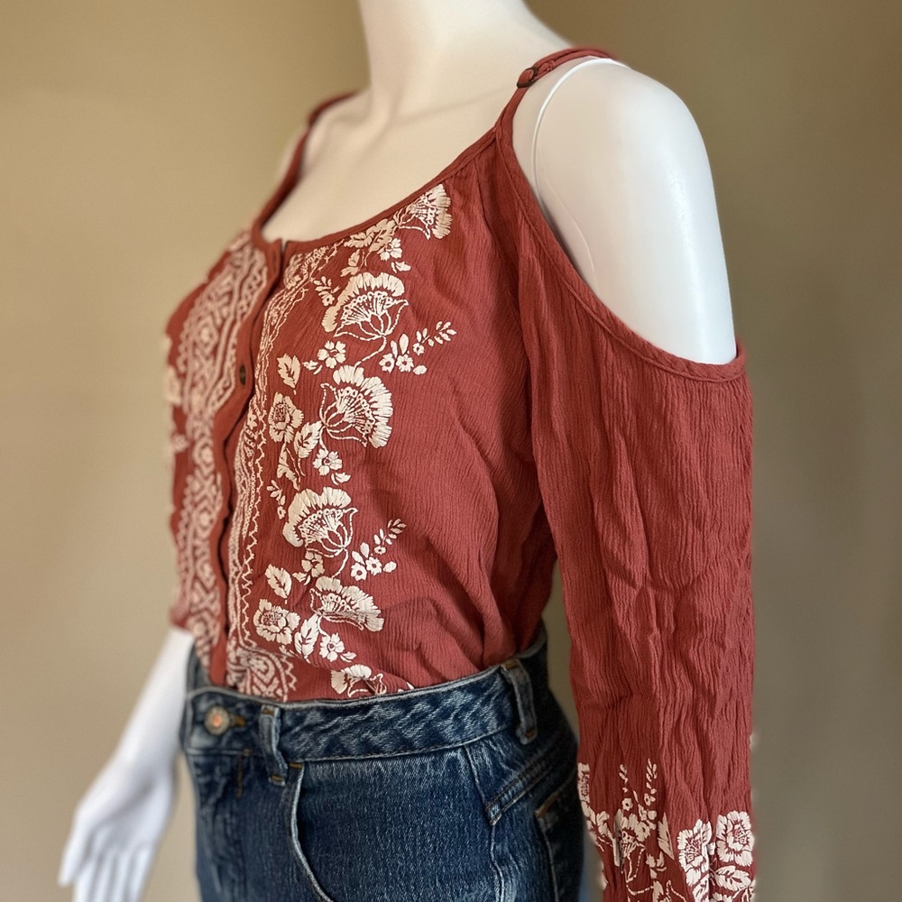 Pink Floral Off-Shoulder Blouse